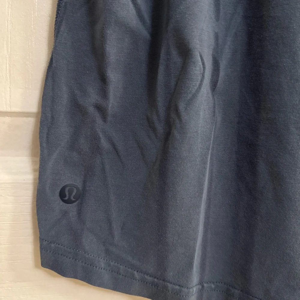 Lululemon Men’s Classic Tee | Blue Slate | Size L (Measured) - Picture 3 of 6